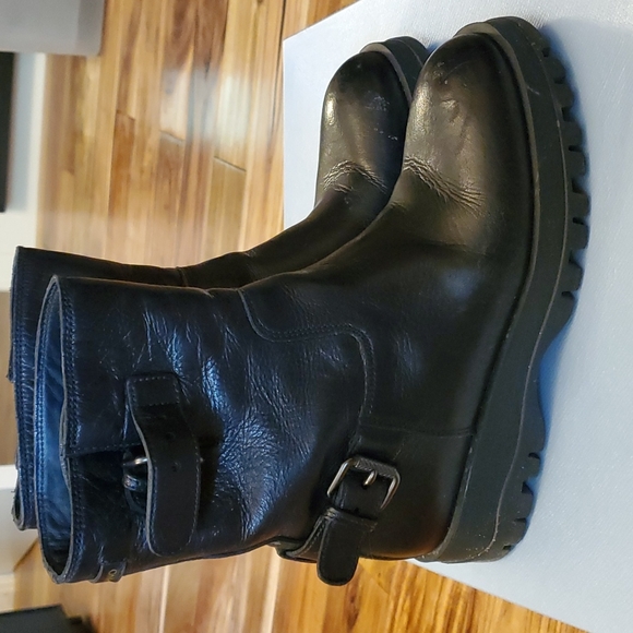 Prada biker boot - Picture 1 of 4